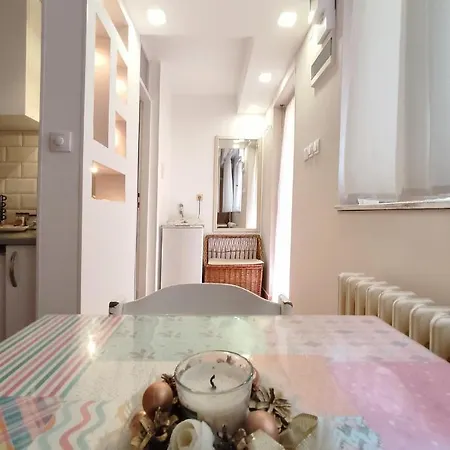 Ada Apartment *